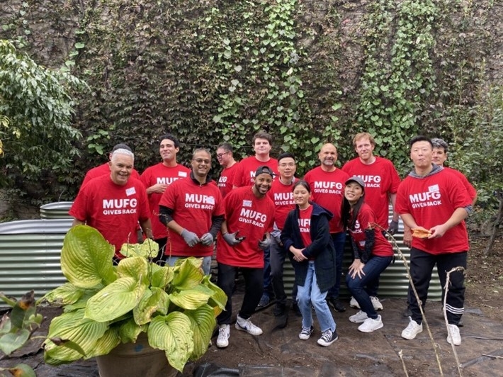 MUFG Employees volunteering in a garden